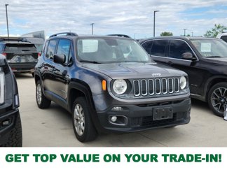 Used 2017 Jeep Renegade Latitude w/ Cold Weather Group image 1
