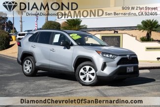 Used 2019 Toyota RAV4 LE image 1