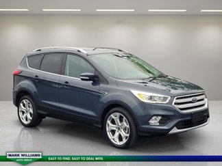 Used 2019 Ford Escape Titanium image 1