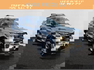 New 2025 Ford Explorer Active image 1