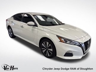 Used 2022 Nissan Altima 2.5 SV image 1