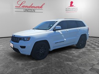 Used 2020 Jeep Grand Cherokee Altitude image 1