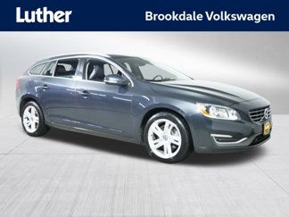 Used 2015 Volvo V60 T5 Premier image 1