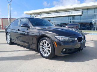 Used 2016 BMW 320i Sedan image 1