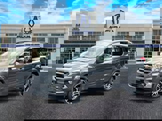 Used 2019 Ford Escape SEL image 1