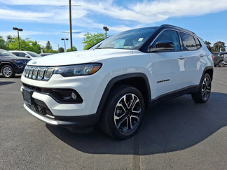 Certified 2022 Jeep Compass Limited image 1