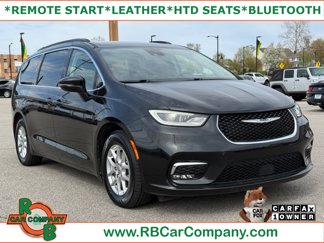 Used 2022 Chrysler Pacifica Touring-L image 1
