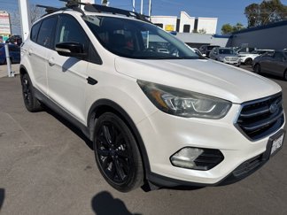 Used 2017 Ford Escape Titanium image 1