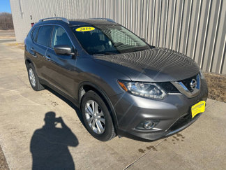 Used 2016 Nissan Rogue SV w/ SV Premium Package image 1