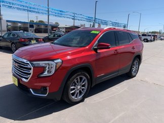 Used 2022 GMC Terrain SLT image 1