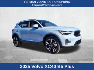 New 2025 Volvo XC40 B5 Plus image 1