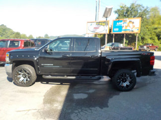 Used 2018 Chevrolet Silverado 1500 LT w/ LPO, Black Pack image 1