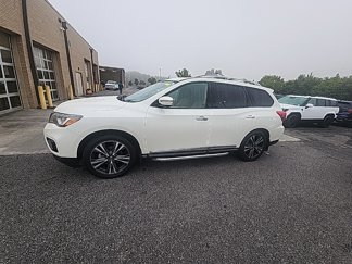 Used 2019 Nissan Pathfinder Platinum image 1