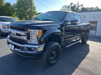 Used 2017 Ford F250 XLT w/ XLT Premium Package image 1