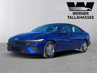 Certified 2024 Hyundai Elantra SE image 1