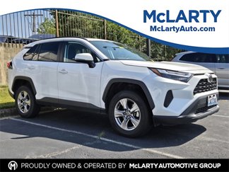 Used 2023 Toyota RAV4 XLE image 1