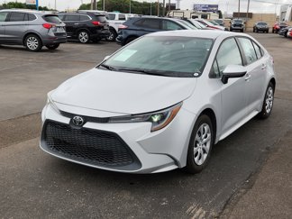 Used 2022 Toyota Corolla LE image 1