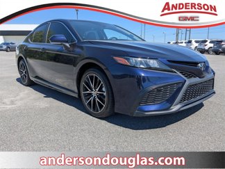 Used 2022 Toyota Camry SE image 1