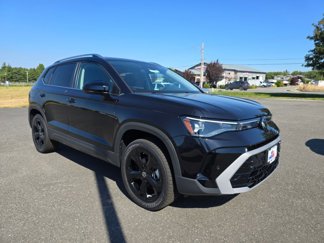 New 2025 Volkswagen Taos SEL image 1