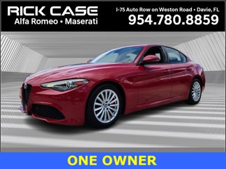 Used 2023 Alfa Romeo Giulia Sprint image 1