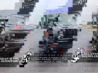 Used 2022 Jeep Renegade Trailhawk image 1