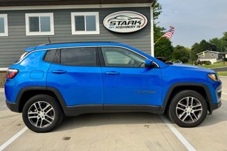 Used 2018 Jeep Compass Latitude w/ Safe & Security Group image 1