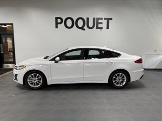 Used 2020 Ford Fusion SE image 1
