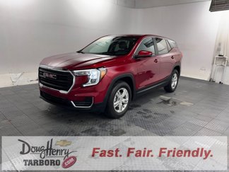 Used 2024 GMC Terrain SLE image 1