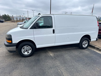 Used 2022 GMC Savana 2500 w/ Driver Convenience Package image 1