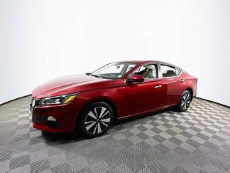 Certified 2022 Nissan Altima 2.5 SV image 1