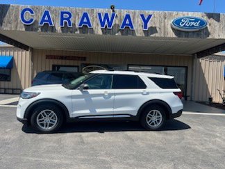 New 2025 Ford Explorer Active w/ Active Comfort Package image 1