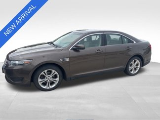 Used 2016 Ford Taurus SEL w/ Equipment Group 201A image 1