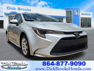 Used 2024 Toyota Corolla LE image 1
