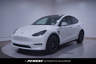 Used 2021 Tesla Model Y Long Range image 1