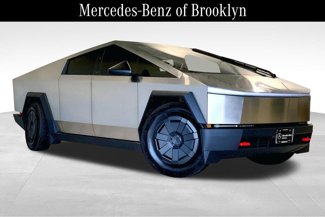 Used 2024 Tesla Cybertruck AWD Crew Cab image 1