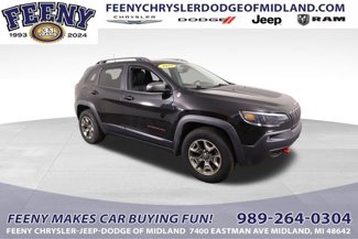 Used 2019 Jeep Cherokee Trailhawk w/ Cold Weather Group image 1