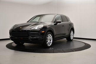 Certified 2023 Porsche Cayenne Platinum Edition image 1