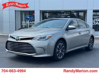 Used 2018 Toyota Avalon XLE Premium image 1