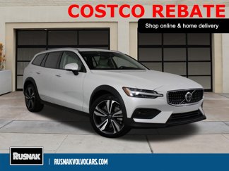 Certified 2024 Volvo V60 B5 Cross Country Plus image 1