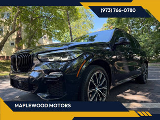 Used 2021 BMW X5 M50i image 1