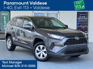 Used 2022 Toyota RAV4 LE image 1