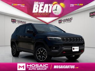 New 2025 Jeep Compass Trailhawk image 1
