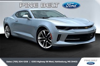 Used 2017 Chevrolet Camaro LT image 1