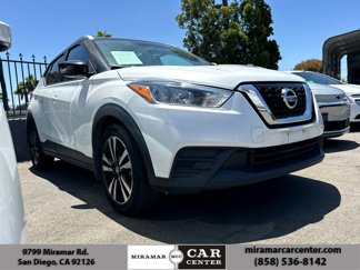 Used 2018 Nissan Kicks SV image 1