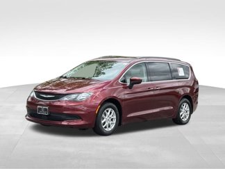Used 2021 Chrysler Voyager Lxi image 1