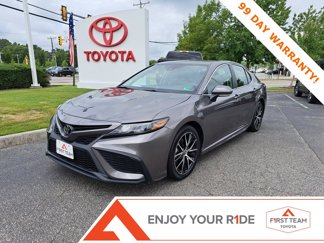 Used 2023 Toyota Camry SE image 1