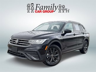 Used 2024 Volkswagen Tiguan SE image 1