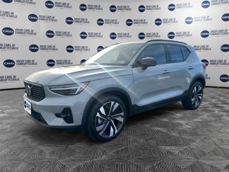 New 2025 Volvo XC40 B5 Plus w/ Climate Package image 1