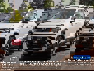 New 2025 Volkswagen Taos S image 1