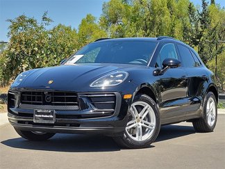 Used 2025 Porsche Macan image 1